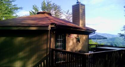 Enjoy beautiful views while being close to downtown Gatlinburg!