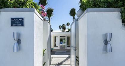 Five bedroom in United States of America, Palm Springs