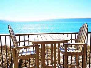 Outdoor dining - Set Of Beach Chairs and Umbrella Included (Navarre Beach)
