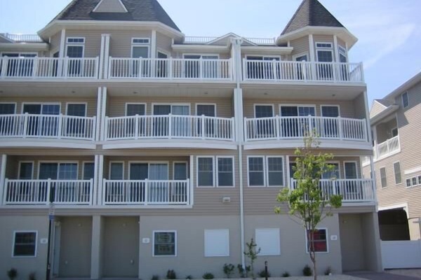 Your Home at the Beach. Town Home with 4 floors of Comfort and a 2 Car garage.
