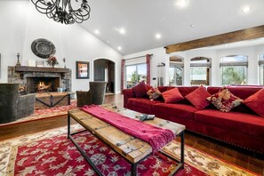 Tv, pejs, videospil, dvd-afspiller