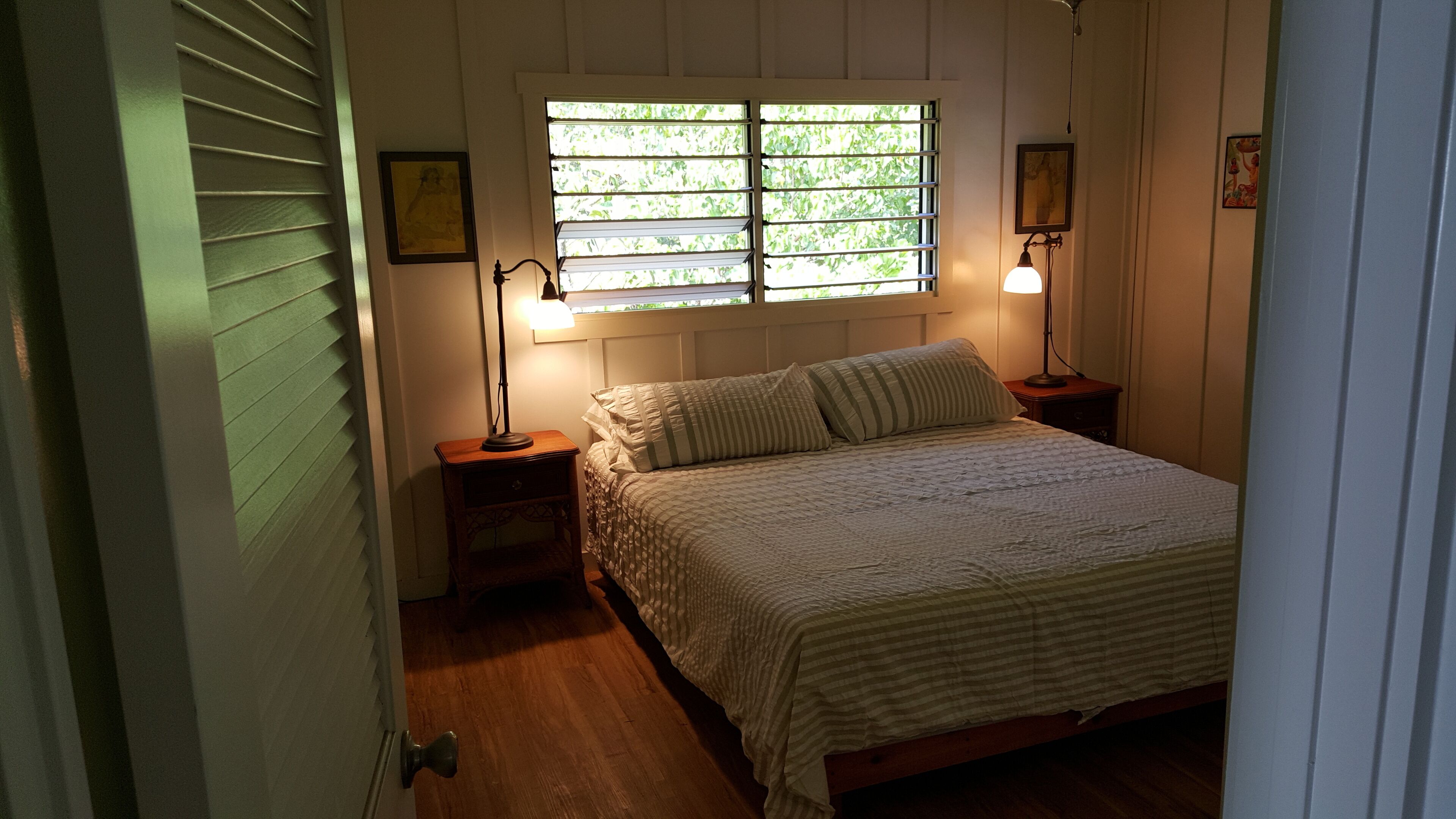 3 bedrooms, iron/ironing board, travel crib, free WiFi