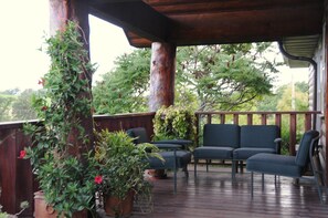 Terrace/patio - Buck Run Lodge - Conference Facility, Nature's Own Retreat , (Anita)