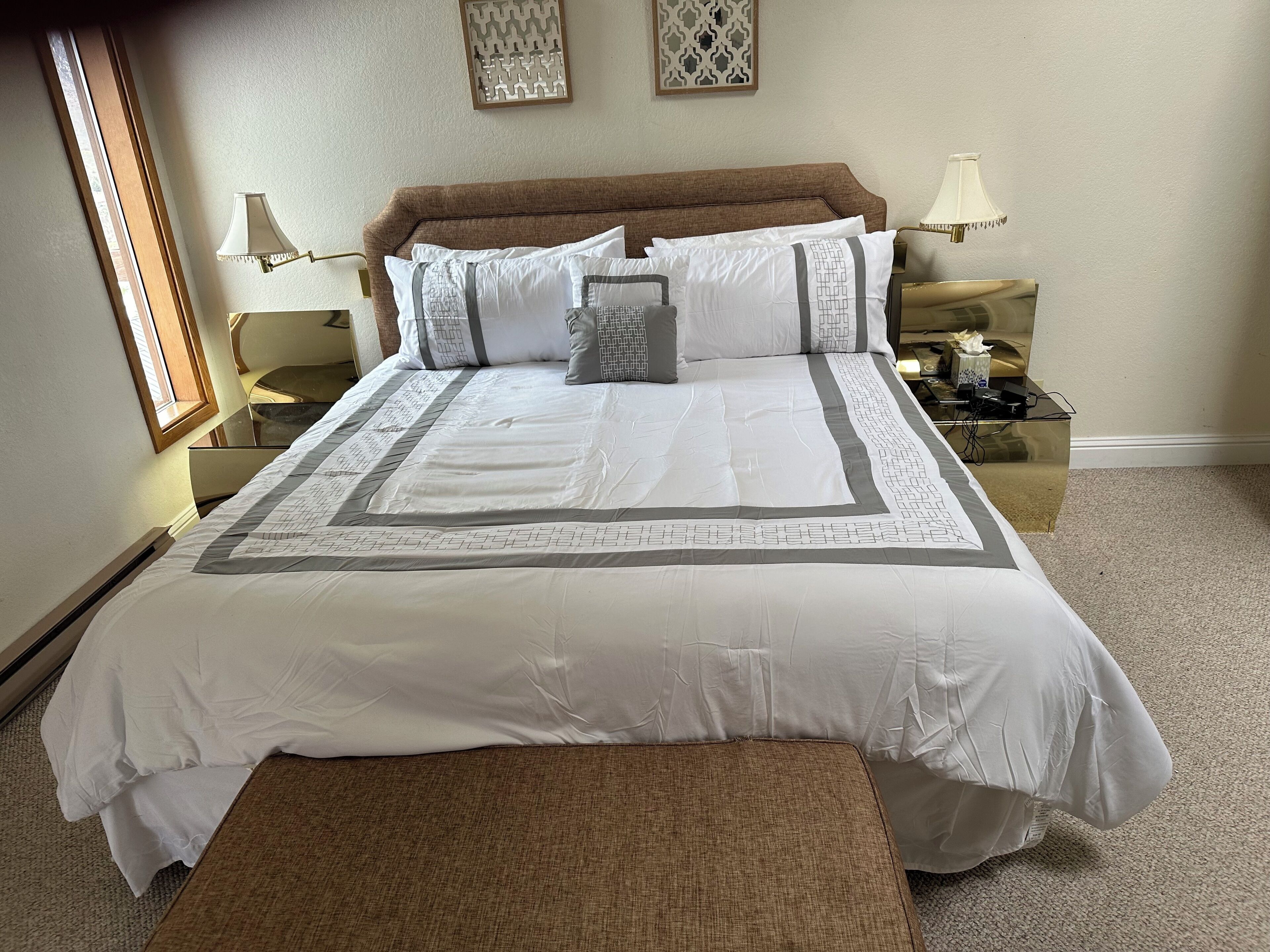 6 多间卧室、熨斗/熨衣板、免费 WiFi、床单