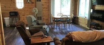 Quaint getaway to unwind and relax. 