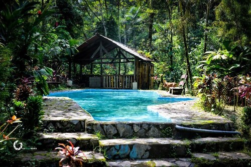 Rustic Jungle EcoLodge Near Arenal Volcano