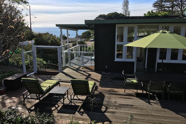 Back patio looking towards the ocean