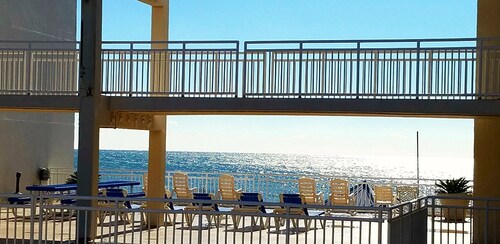 Sugar Beach Comfortable & Affordable Family Complex on the beach. 