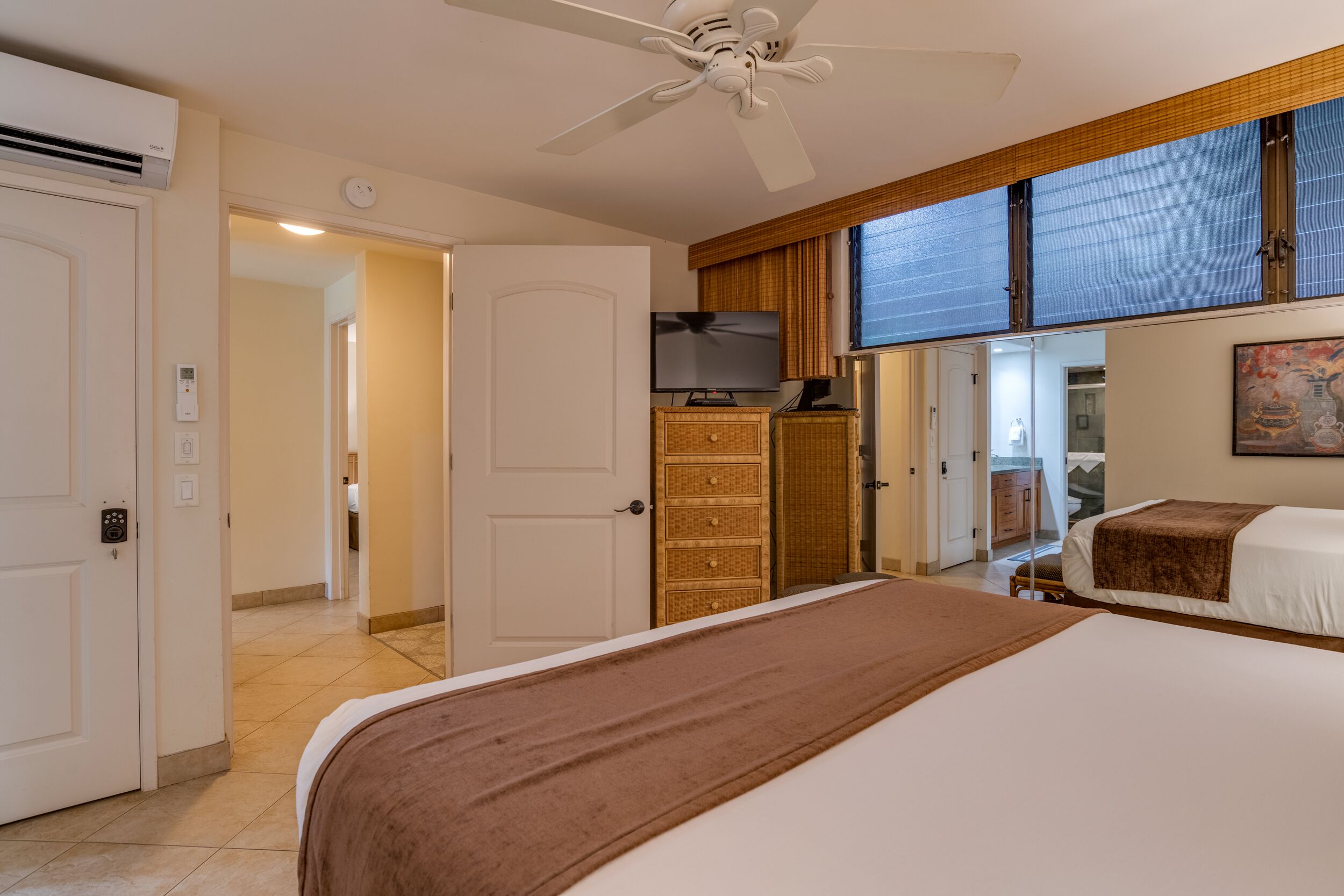 2 bedrooms, iron/ironing board, free WiFi, bed sheets