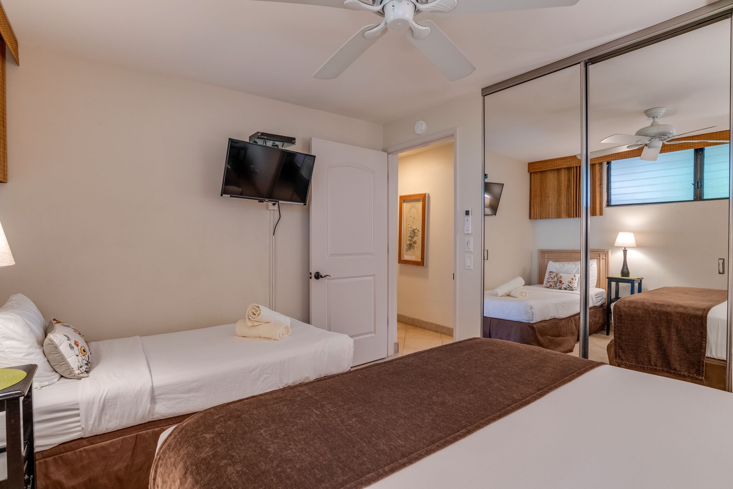 2 bedrooms, iron/ironing board, free WiFi, bed sheets