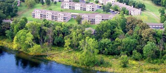 NEWLY UPDATED 3 Bedroom-3 full bath- CLOSE TO EVERYTHING!