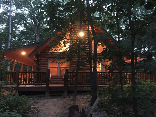 Natures retreat!  Lakeside log cabin on 7 acres! Hike, Fish, Swim, Kayak, Spa! 