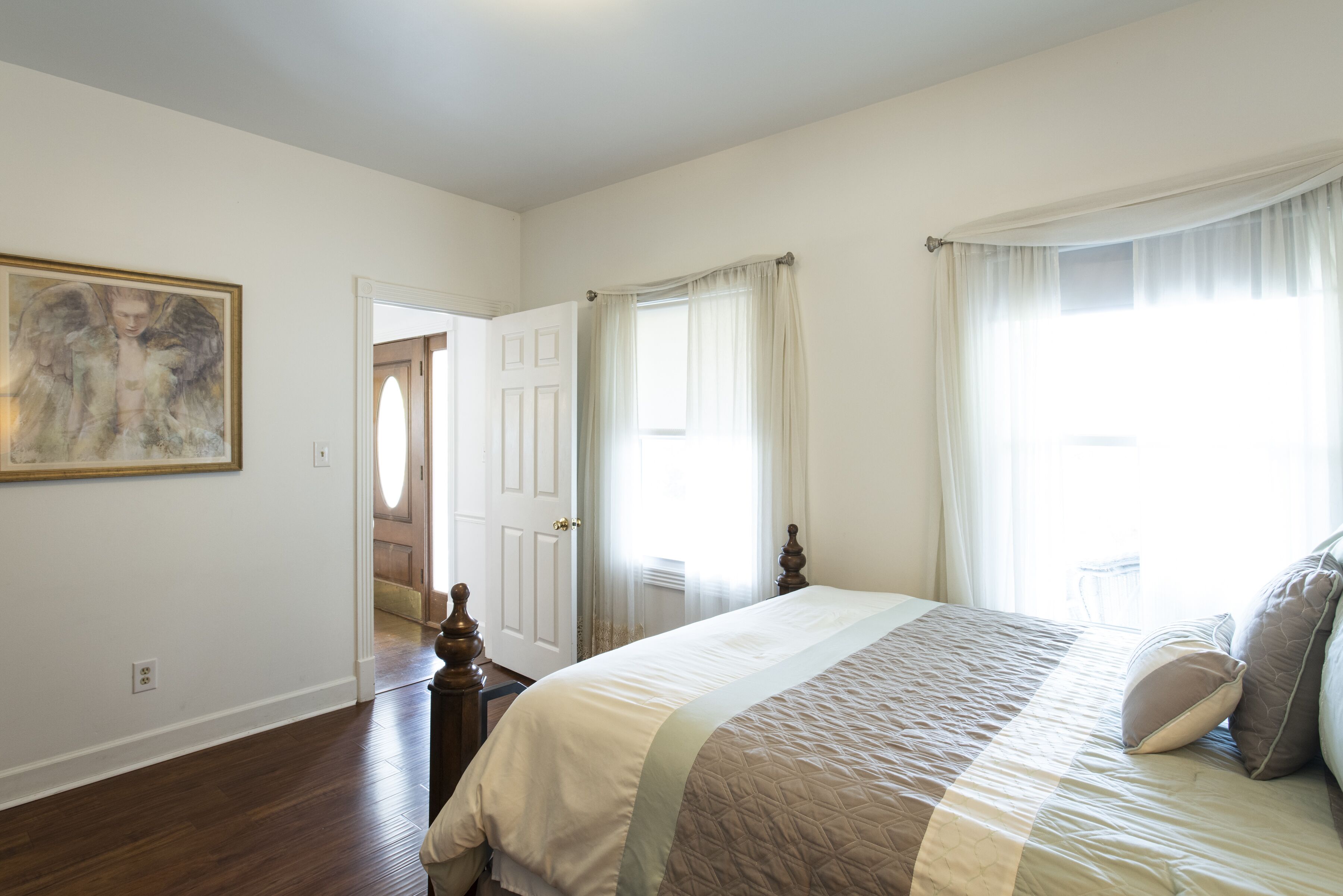 4 間睡房、熨斗/熨衫板、免費 Wi-Fi、床單