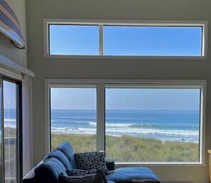 Interior - Beachfront Condo with Amazing Views, Comfort, and Fun for Everyone  (Watsonville)