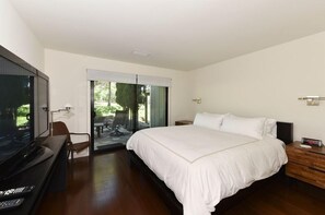 3 bedrooms, iron/ironing board, Internet, bed sheets