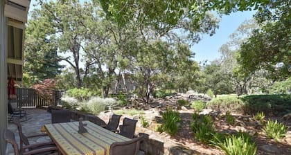 Luxurious Condo w/ Zen Garden at Silverado