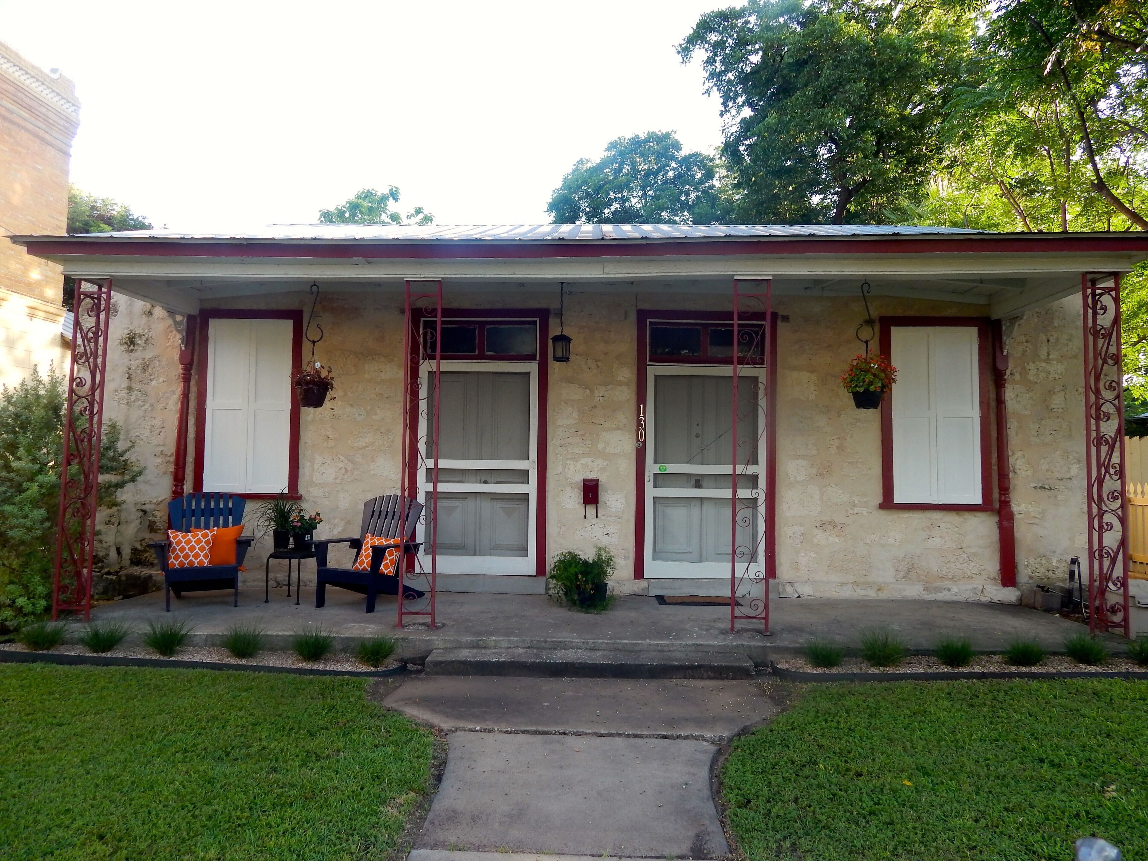 BEST of both worlds...Historic home in the heart of downtown San Antonio!!