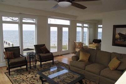 Contemporary luxury home with spectacular water vistas