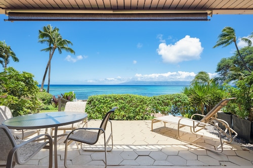 Hoyochi Nikko # 103, 1st Floor Direct Oceanfront Beauty