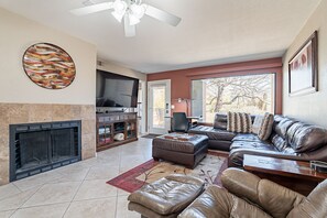 Smart TV, DVD player, books, video library - Luxurious First Floor 2 Bedroom Condo with Awesome Views. (Tucson)