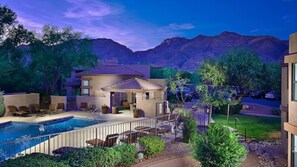 屋外プール、温水プール