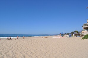 Sun-loungers, beach towels