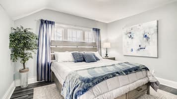 2 bedrooms, iron/ironing board, travel crib, free WiFi