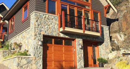 "Quails Run Retreat" on Bear Mountain