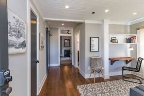 Interior - The Peachtree House  (Nashville)