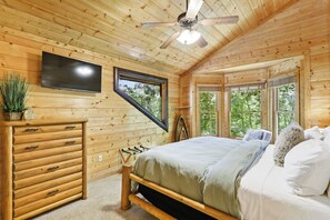 6 bedrooms, iron/ironing board, travel cot, free WiFi