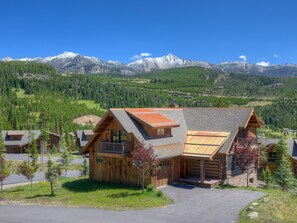 Exterior - Big Sky Vacation Rentals: PR Manitou 13 (Big Sky)