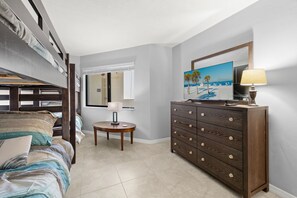 2 Schlafzimmer, Schreibtisch, Bügeleisen/Bügelbrett, kostenloses WLAN