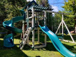 Children's area - Large Old Forge Waterfront Victorian With Dock (Old Forge)