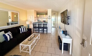 Flat-screen TV, stereo