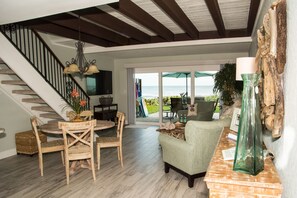 Interior - BOOK BETWEEN SEPT. 2, 2025 TO NOVEMBER 21, 2025 AND SAVE 20 DOLLARS A NIGHT. (Indialantic)