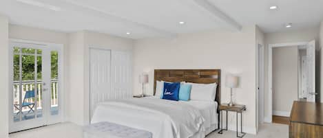 4 habitaciones, tabla de planchar con plancha, wifi y ropa de cama