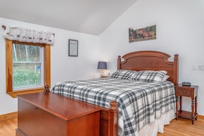 4 slaapkamers, een strijkplank/strijkijzer, wifi, beddengoed