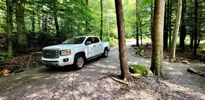 Property grounds - Private Year Round Getaway with Hot Tub--Minutes from Ski Resorts (Somerset)