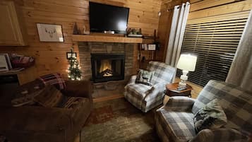 Smart TV, fireplace, DVD player, video library