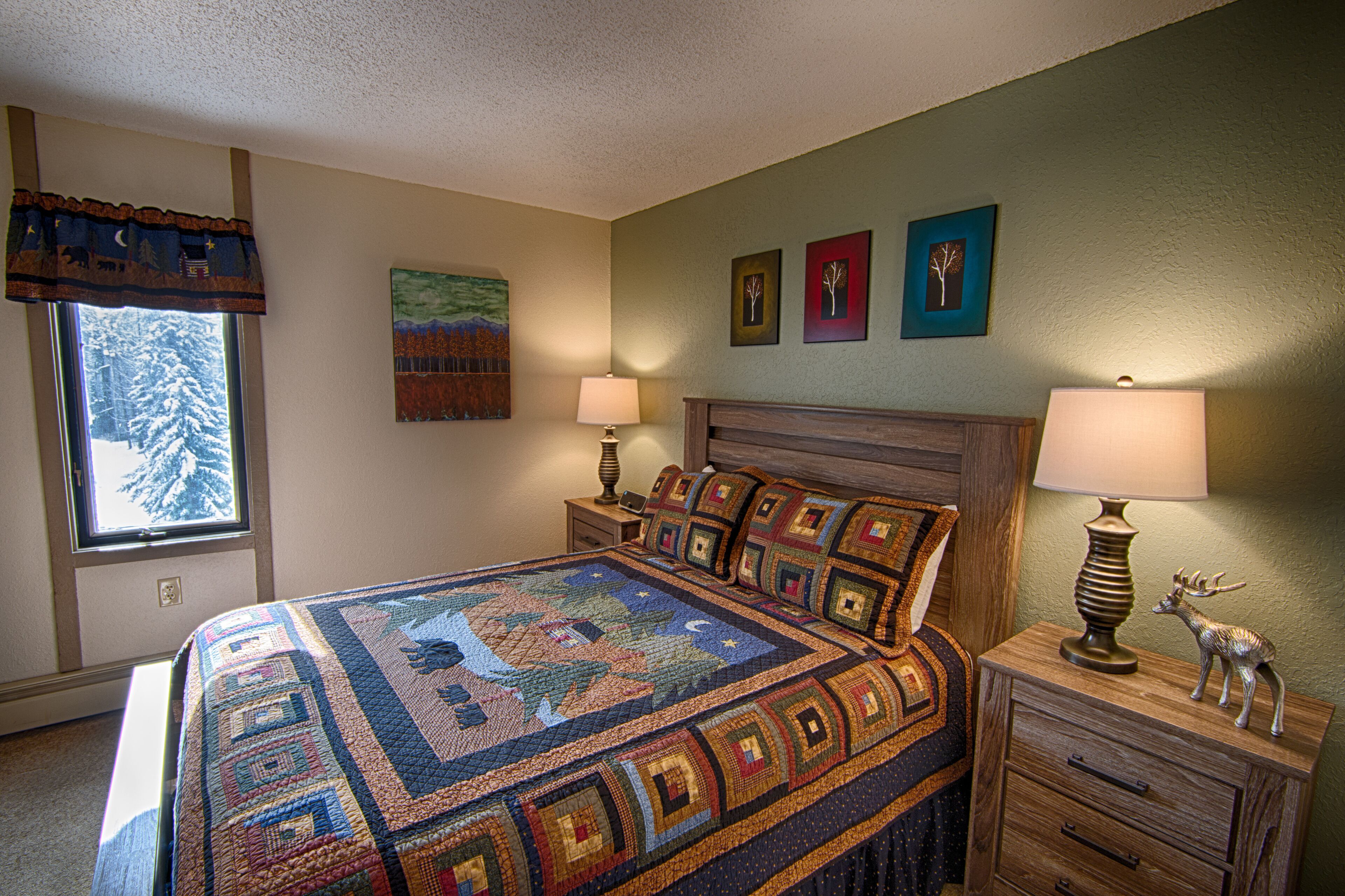 Master Bedroom with queen size bed. Updated furniture and accessories. 