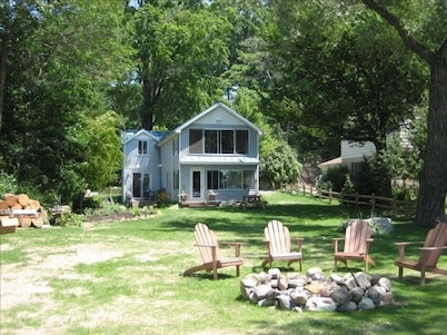 Casa de vacaciones acogedor en todos los deportes Lago Chemung