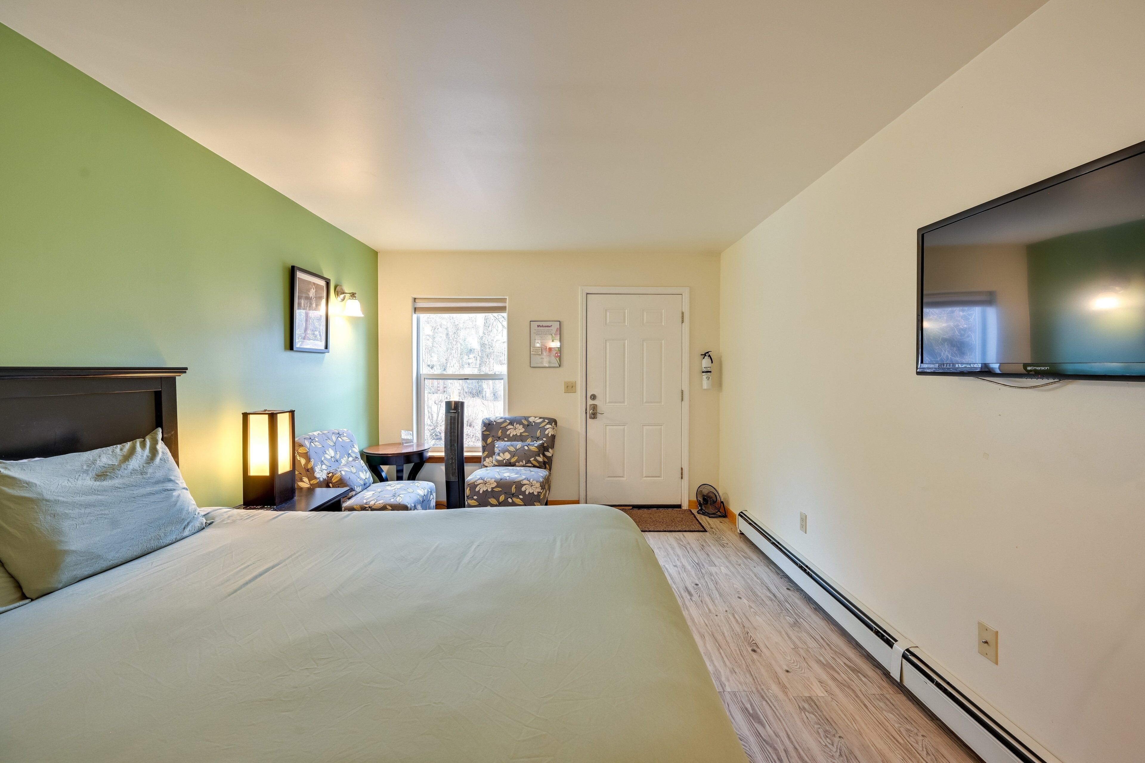 1 soverom, internettilgang og sengetøy