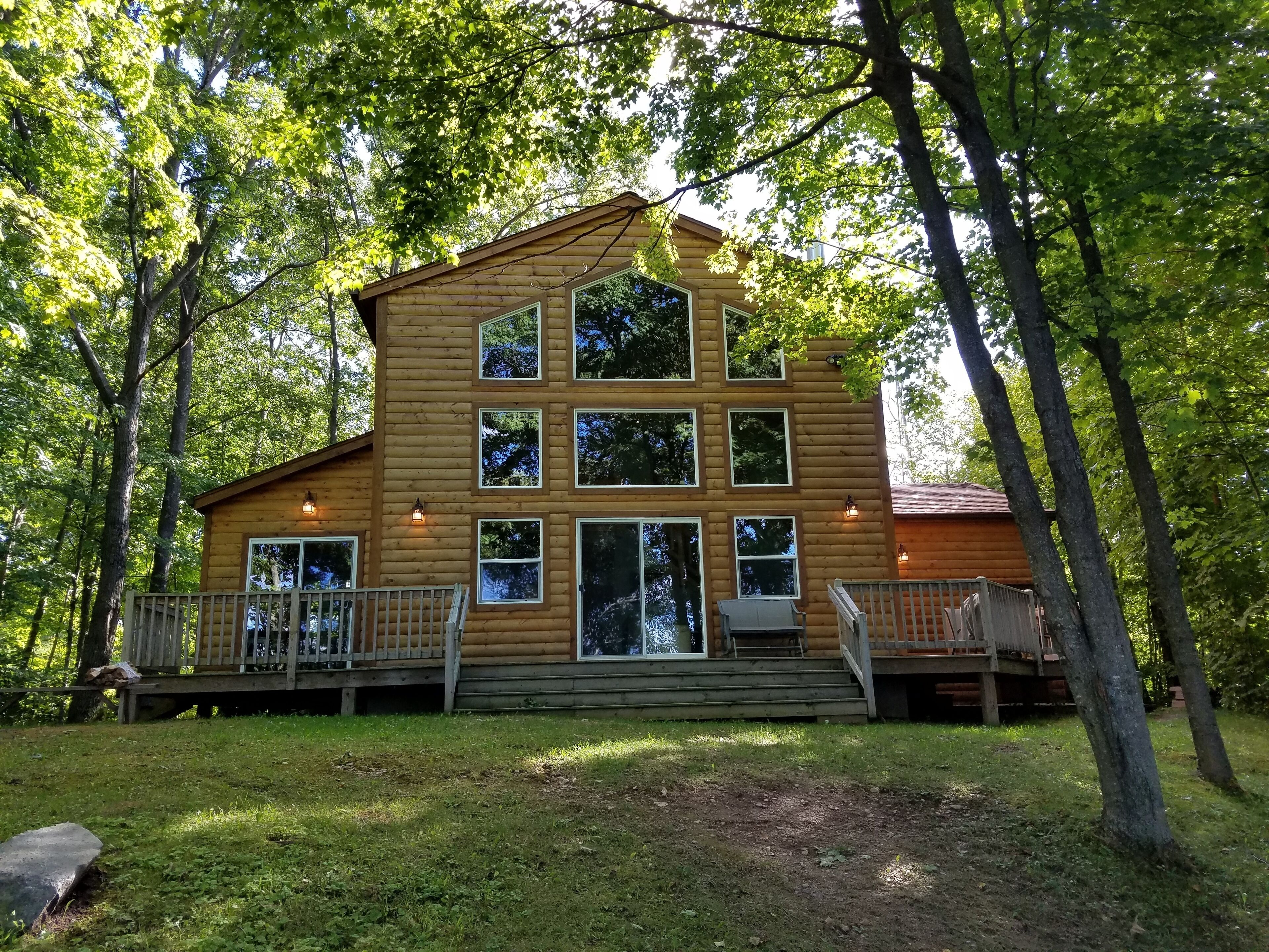 Newer Lake Home located near Turtle Lake/ Cumberland area
