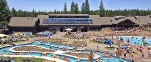 Indoor pool - Close to Village and SHARC! (Sunriver)