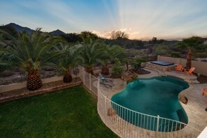 Et oppvarmet basseng