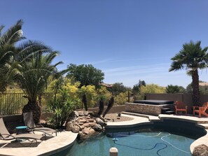 Beheizter Pool