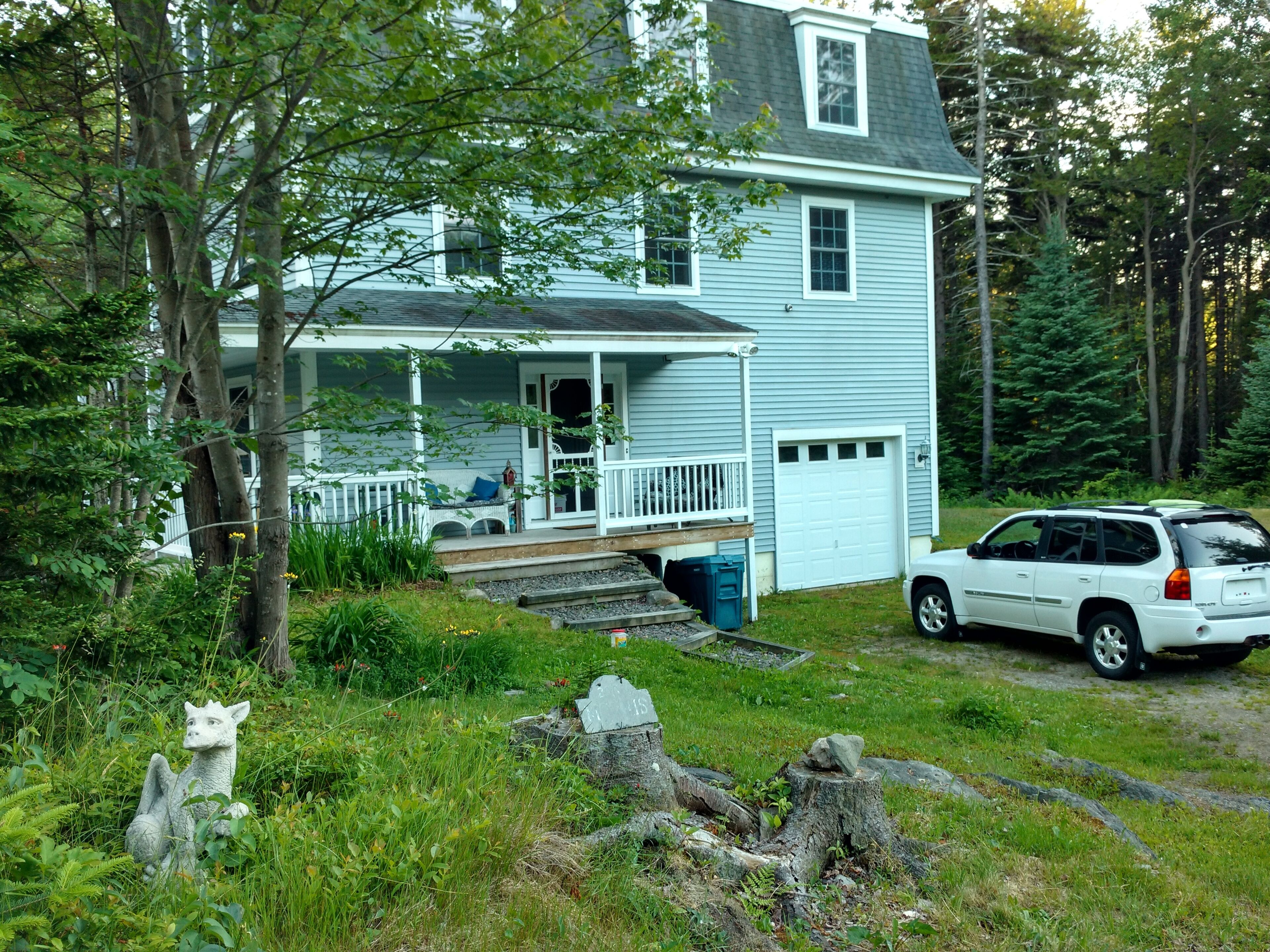 Island Escape - Spacious 4 BR House with Car included!