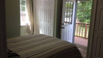 2 多间卧室、熨斗/熨衣板、WiFi、床单