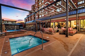 Indoor pool, outdoor pool