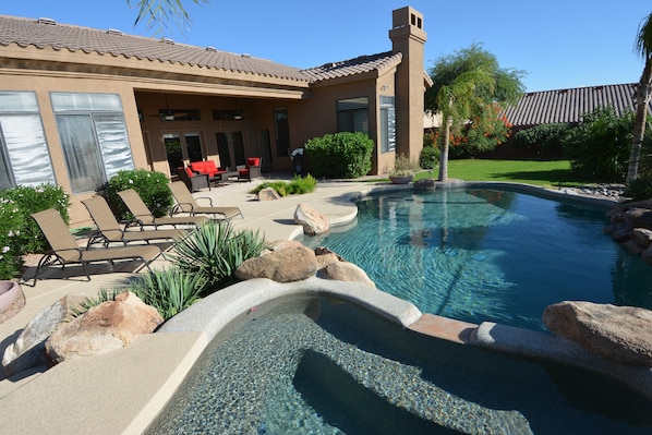 Outdoor pool, a heated pool